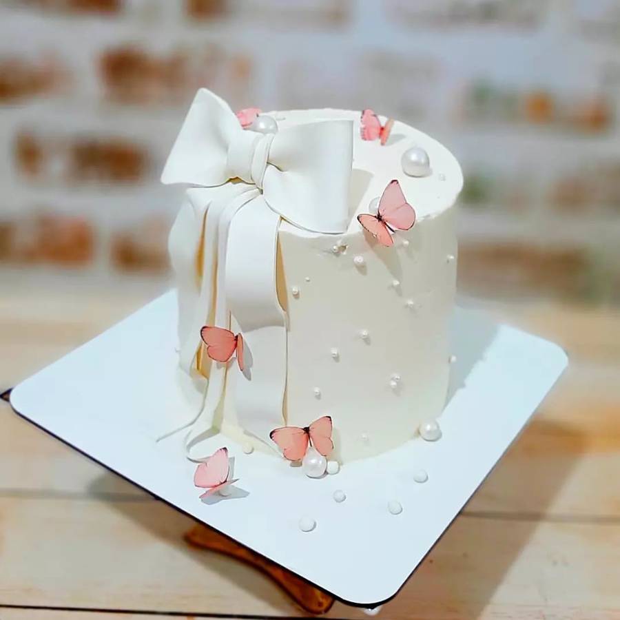 کیک تولد دخترانه فانتزی 