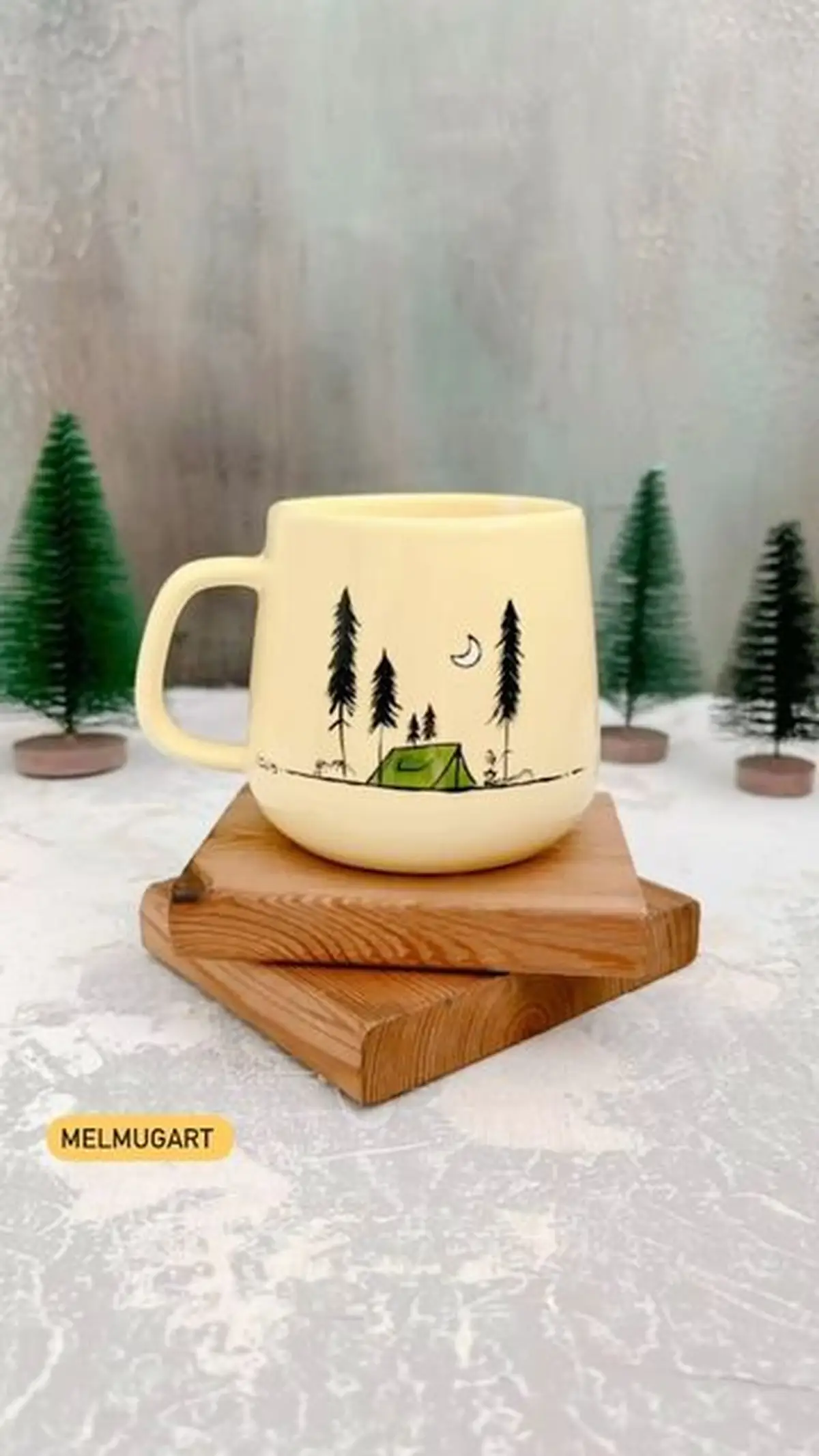 ماگ دخترانه در دار