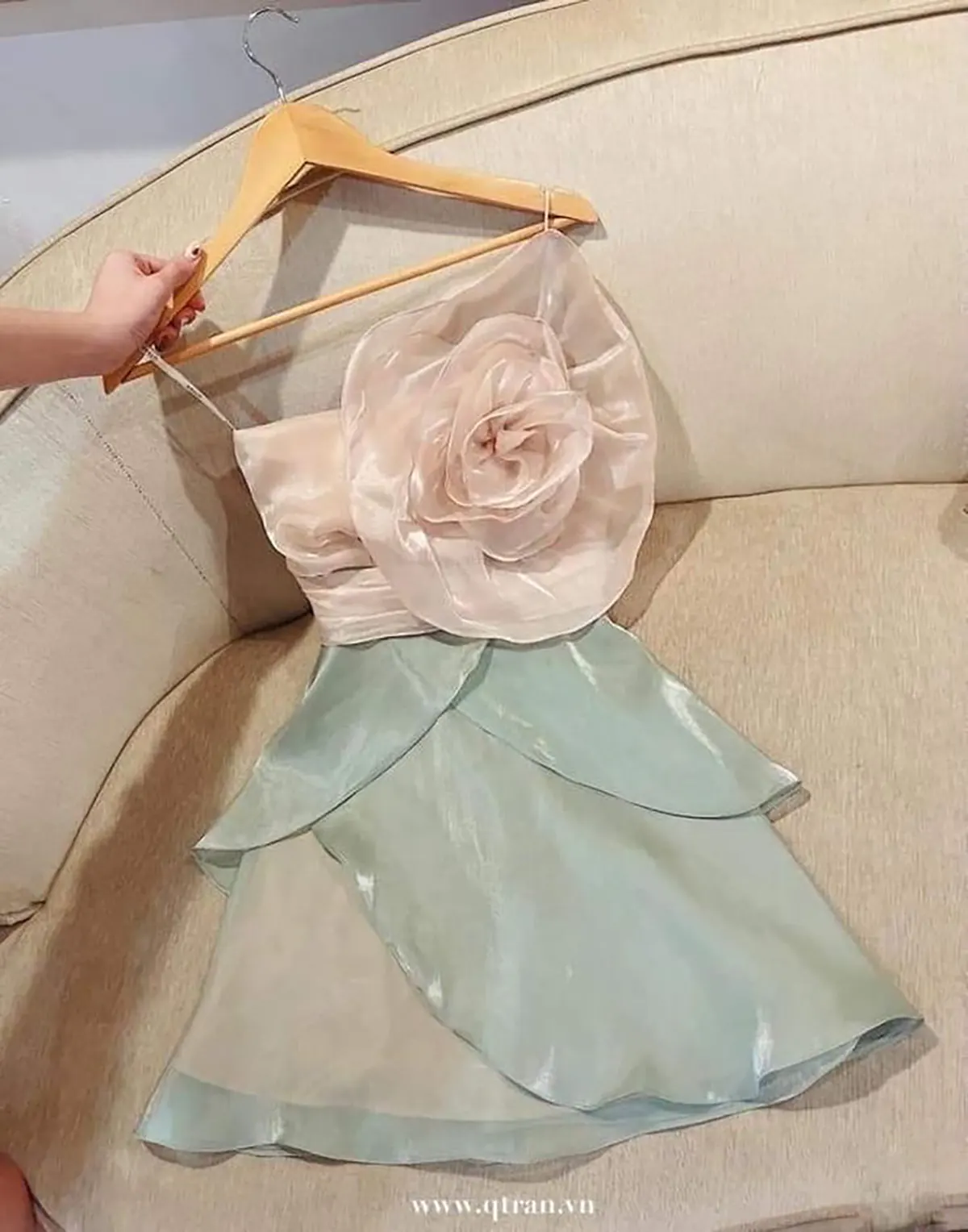 مدل لباس مجلسی دخترانه برای تالار مدل لباس مجلسی بچه گانه جدید مدل لباس مجلسی دخترانه ۱۲ ساله مدل لباس مجلسی دخترانه زیر 15 سال کانال لباس مجلسی بچه گانه دخترانه شیک لباس مجلسی دخترانه جوان مدل لباس مجلسی دخترانه 9 ساله خرید لباس مجلسی بچه گانه دخترانه شیک