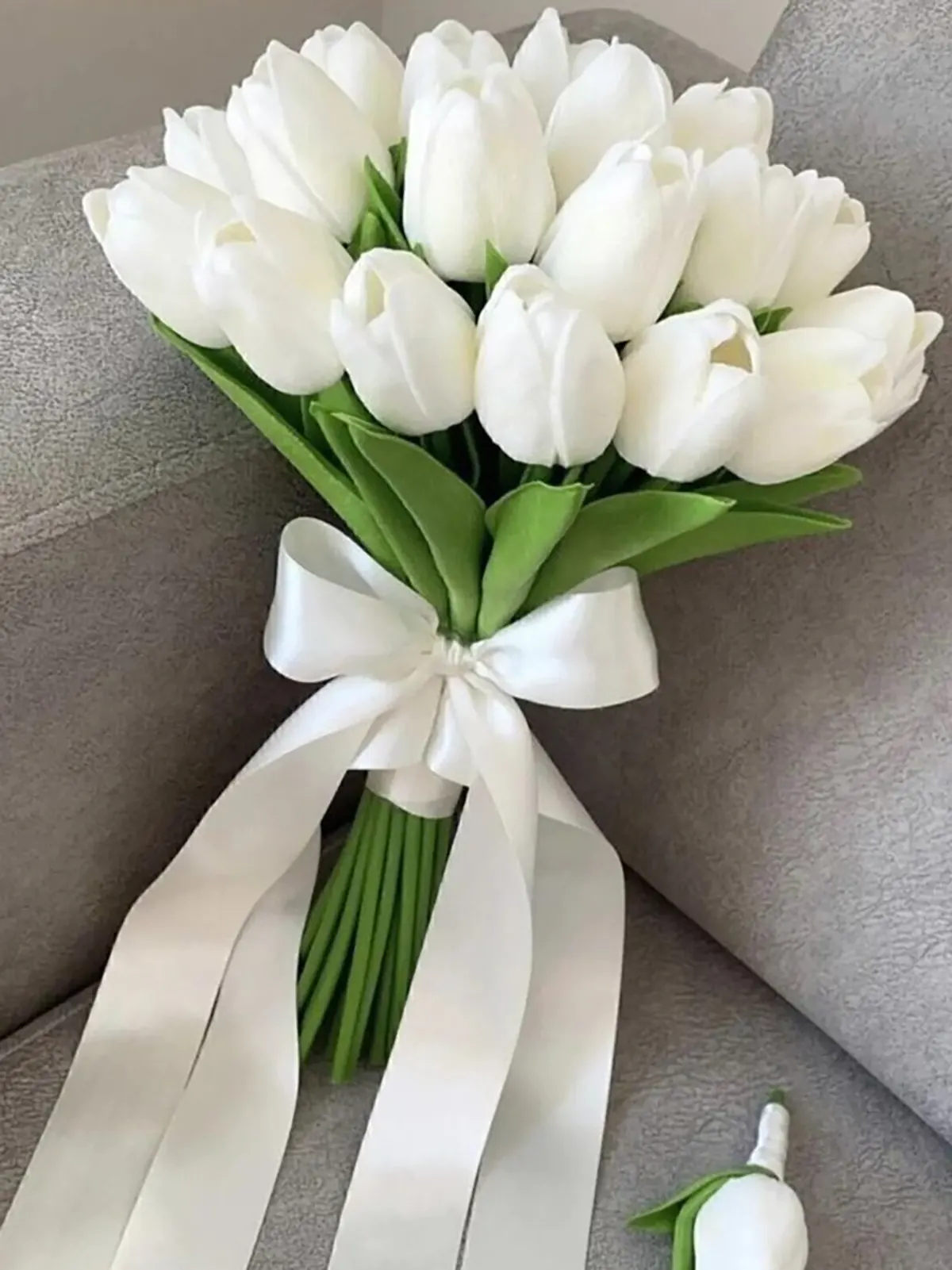 دسته گل سفید برای تولد دسته گل رز سفید ساده دسته گل رز سفید و قرمز دسته گل سفید عروس عکس گل رز سفید عاشقانه دسته گل رز سفید کوچک دسته گل رز سفید بزرگ دسته گل سفید مشکی