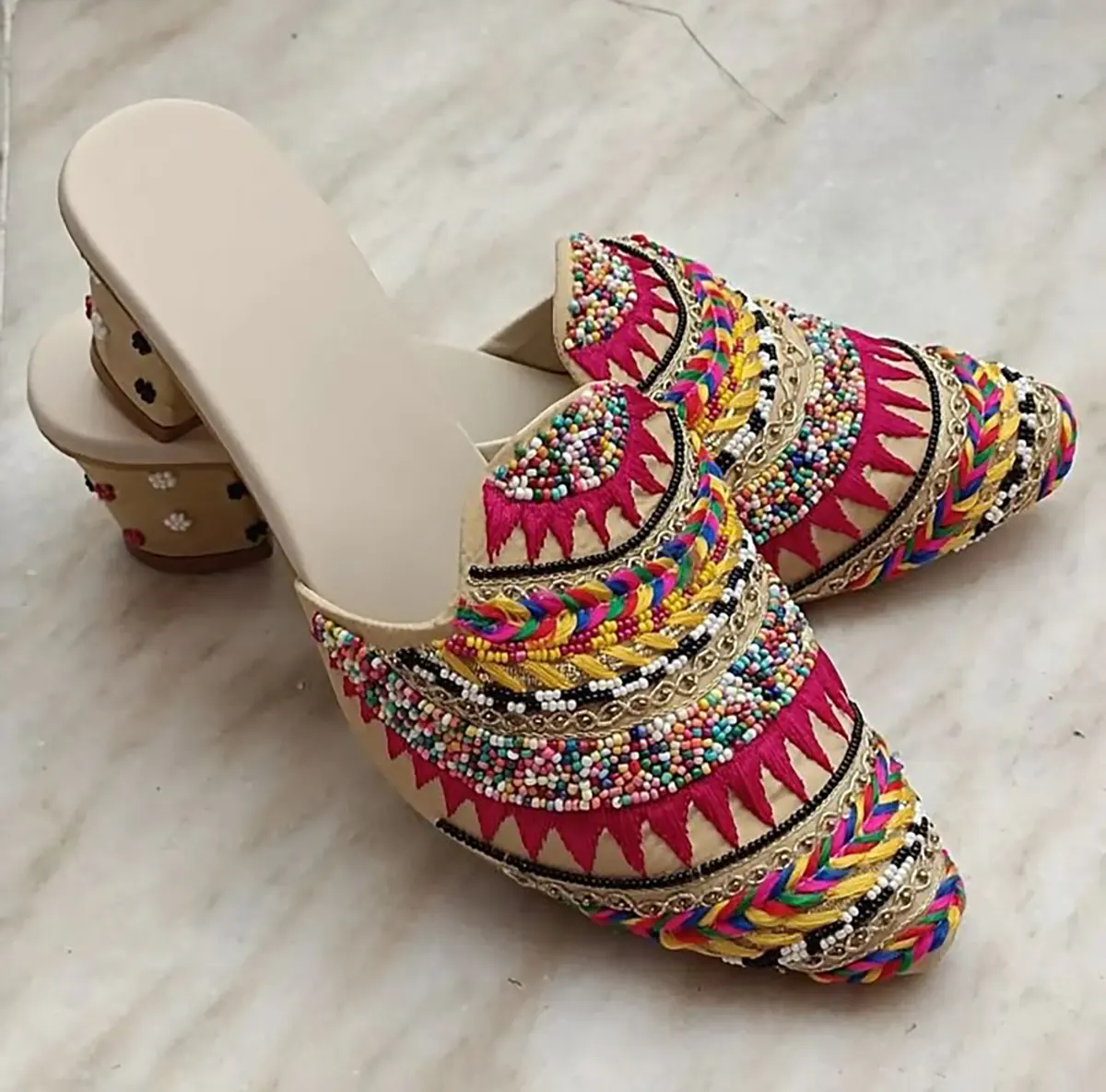 صندل پاشنه بلند لژدار صندل پاشنه بلند زنانه صندل مجلسی صندل پلاستیکی زنانه صندل زنانه صندل طبی زنانه صندل زنانه جدید کفش مجلسی زنانه پاشنه کوتاه