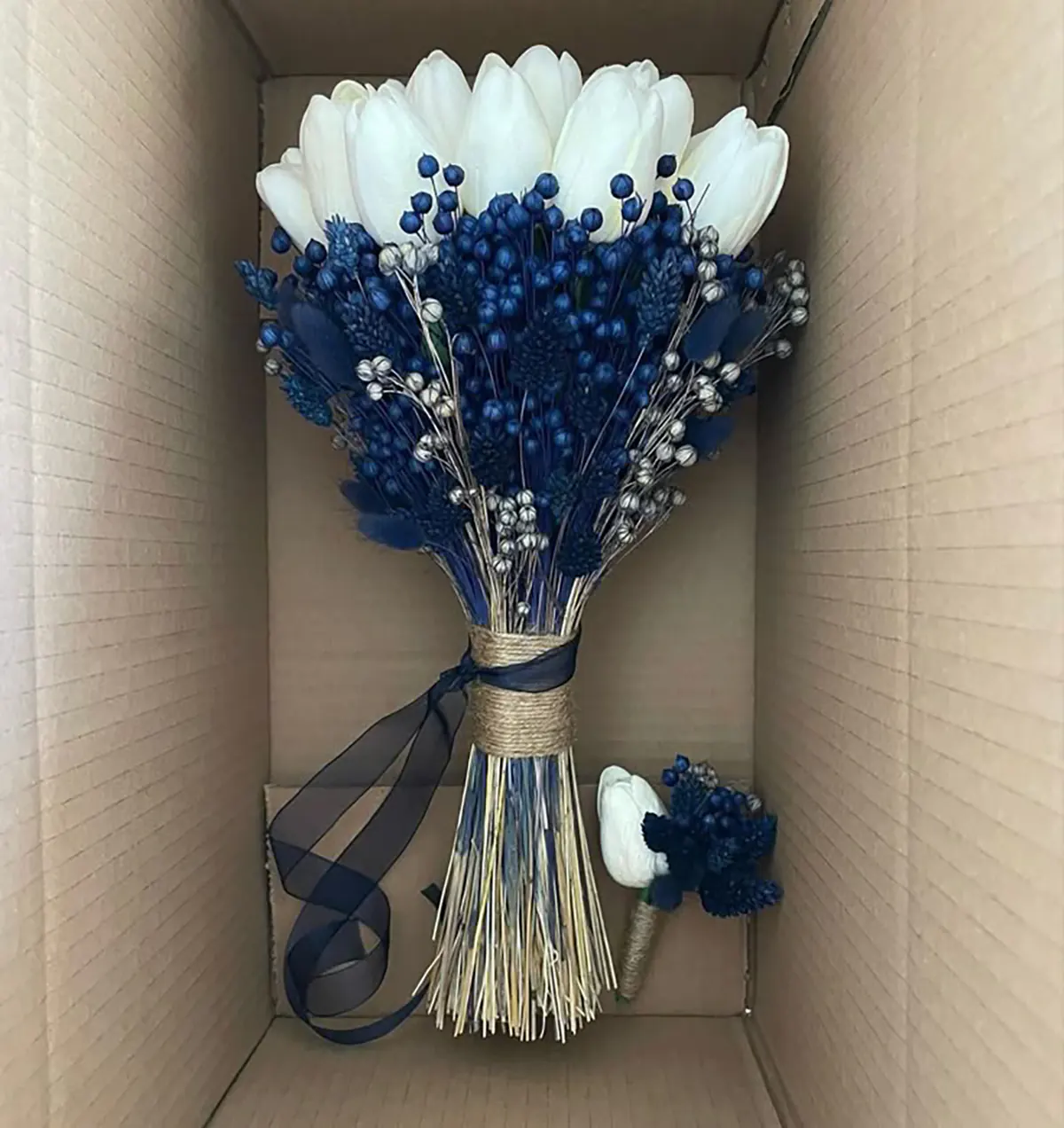 دسته گل ساده و شیک دسته گل کوچک برای هدیه عکس دسته گل زیبا برای هدیه دسته گل کوچک و شیک عکس دسته گل طبیعی دسته گل خاص دسته گل هدیه دسته گل لاکچری