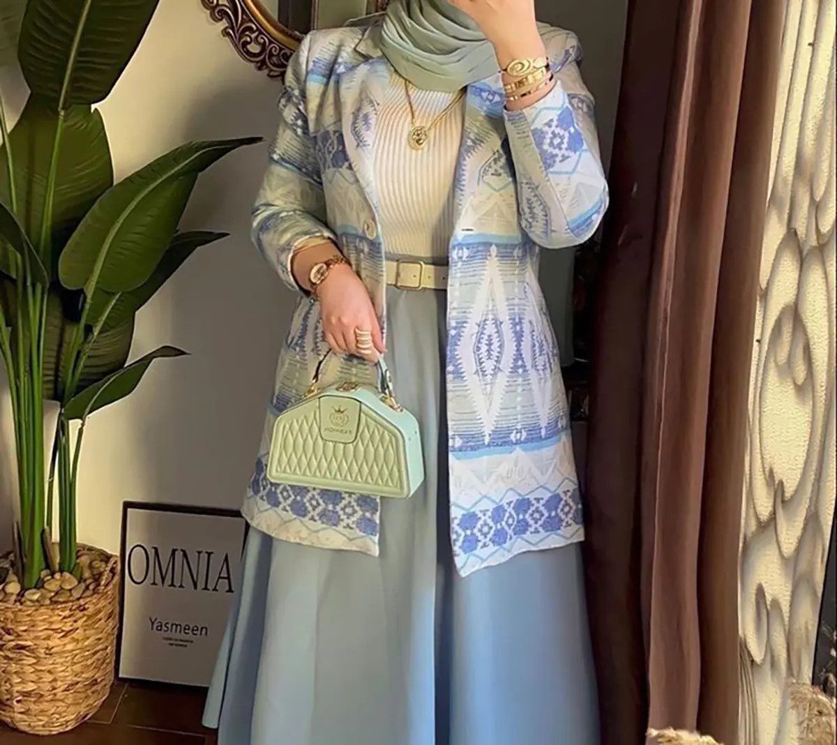 مدل مانتو گلدار و ساده ترکیبی مدل مانتو گلدار شیک مانتو گل گلی جدید مدل مانتو گلدار کوتاه مدل مانتو گلدار سنتی مدل مانتو نخی گلدار دکمه دار مانتو گلدار مجلسی مدل مانتو حریر گلدار جدید