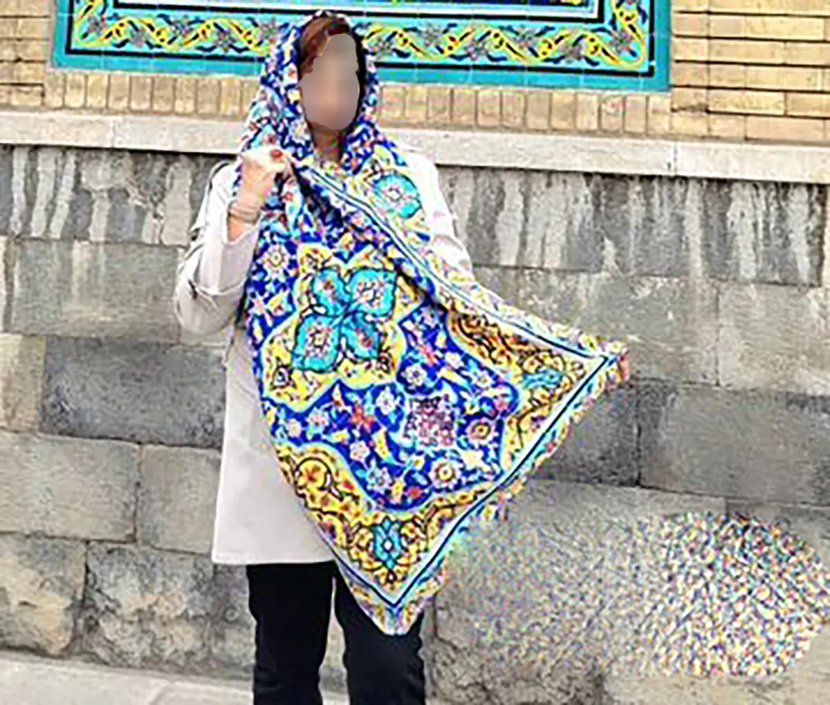 شال طرح سنتی شال طرح سنتی زنانه شال سنتی طرح کاشی شال و روسری طرح سنتی شال های طرح سنتی شال با طرح سنتی شال مشکی طرح سنتی شال مبل طرح سنتی شال موهر طرح سنتی استایل pinterest