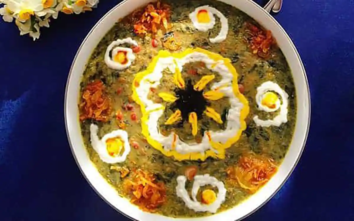  کشک برای تزیین آش رشته
تزیین ساده آش رشته
عکس آش رشته
 آش رشته برای 4 نفر
طآش رشته برای 6 نفر
آش رشته برای 20 نفر

