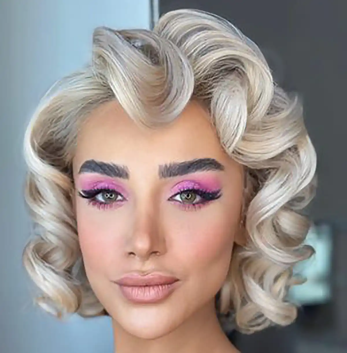آرایش صورتی دخترانه ارایش صورتی کیوت آرایش صورتی ملایم میکاپ صورتی شاین میکاپ عروسکی شاین میکاپ لایت دخترانه