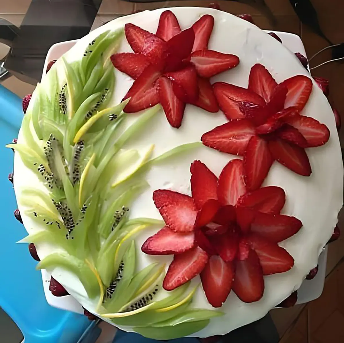 کیک میوه ای تابستانی کیک میوه ای فرانسوی تزیین کیک با میوه و شکلات تزیین کیک با میوه و ژله کیک میوه ای زمستانی کیک میوه ای سریع و راحت تزیین کیک با میوه موز طرز تهیه کیک میوه ای سیب