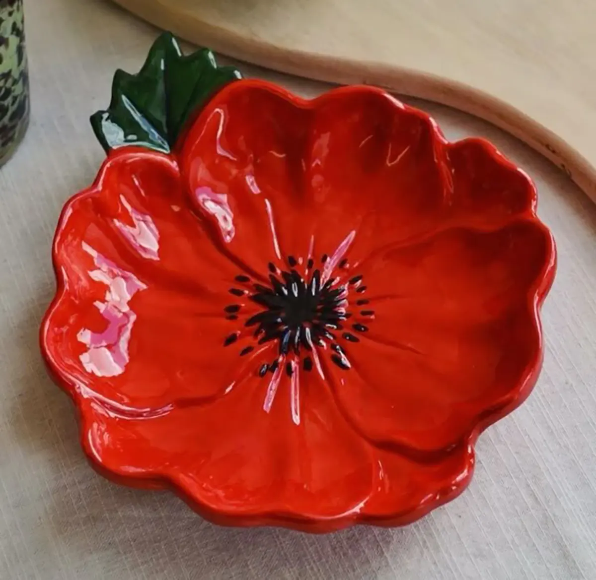 زیر سیگاری فضای باز زیر سیگاری چوبی فلزی زیرسیگاری مکنده دود domkaka زیر سیگاری بوگیر ست فندک و زیرسیگاری زیر سیگاری دکمه ای زیر سیگاری فشاری قدیمی خرید زیرسیگاری سرامیکی