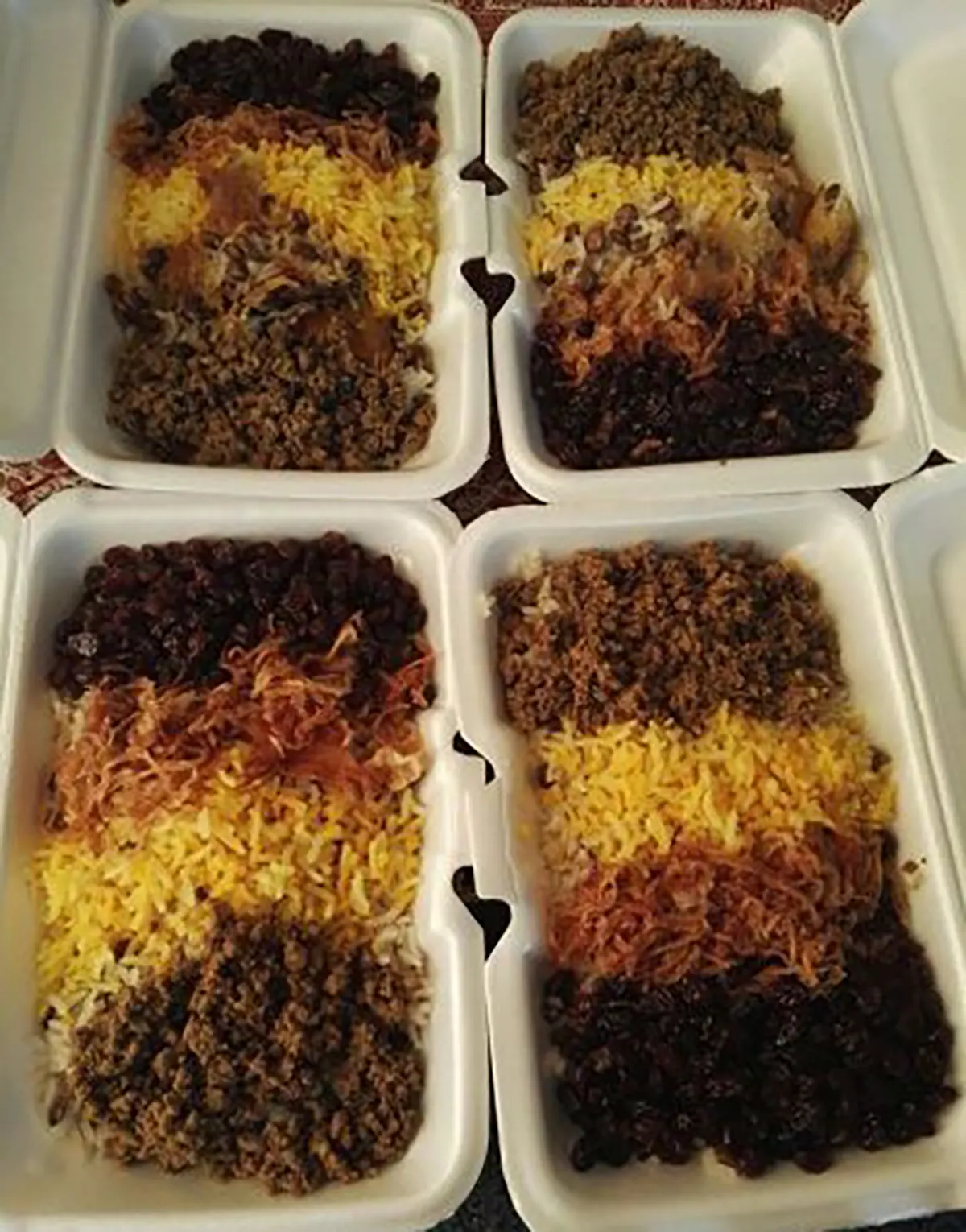 تزیین میز غذا تزیین ساده شب یلدا مدل ناخن کوتاه تزیین نذری محرم دیزاین میزشام