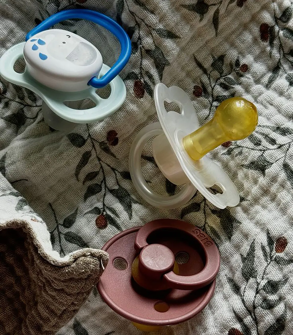 بهترین نوع پستانک برای نوزاد عکس پستانک برای نوزاد پستانک فانتزی دخترانه پستانک نوزاد پسر پستانک لاکچری دیجی کالا قیمت پستانک لاکچری پستانک نوزاد دیجی کالا سایز پستانک برای نوزاد نی نی سایت