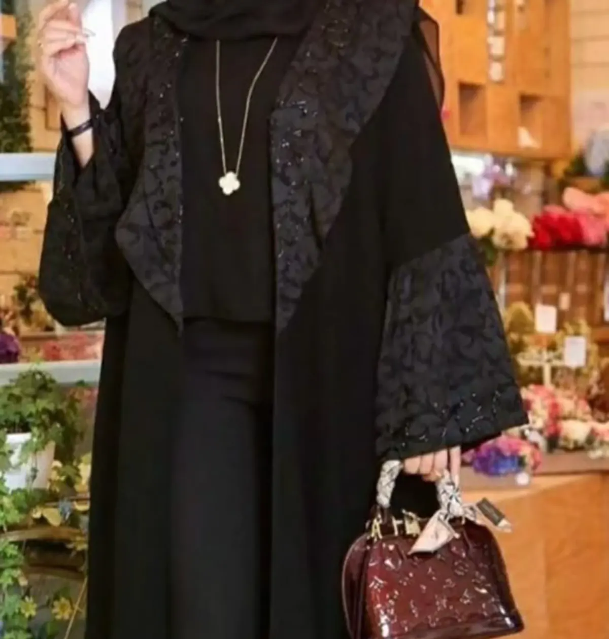 مانتو مجلسی کار شده با سنگ و ملیله مانتو مجلسی کار شده با پنل مدل مانتو مجلسی کار شده با دانتل مانتو کار شده سنتی قیمت مانتو کار شده مجلسی مدل مانتو کار شده با مروارید مانتو مجلسی سنگ دوزی شده جدید مانتو کار شده با گیپور