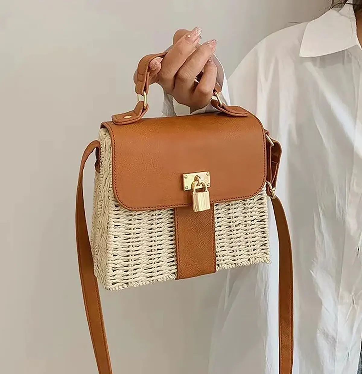 کیف حصیری زارا