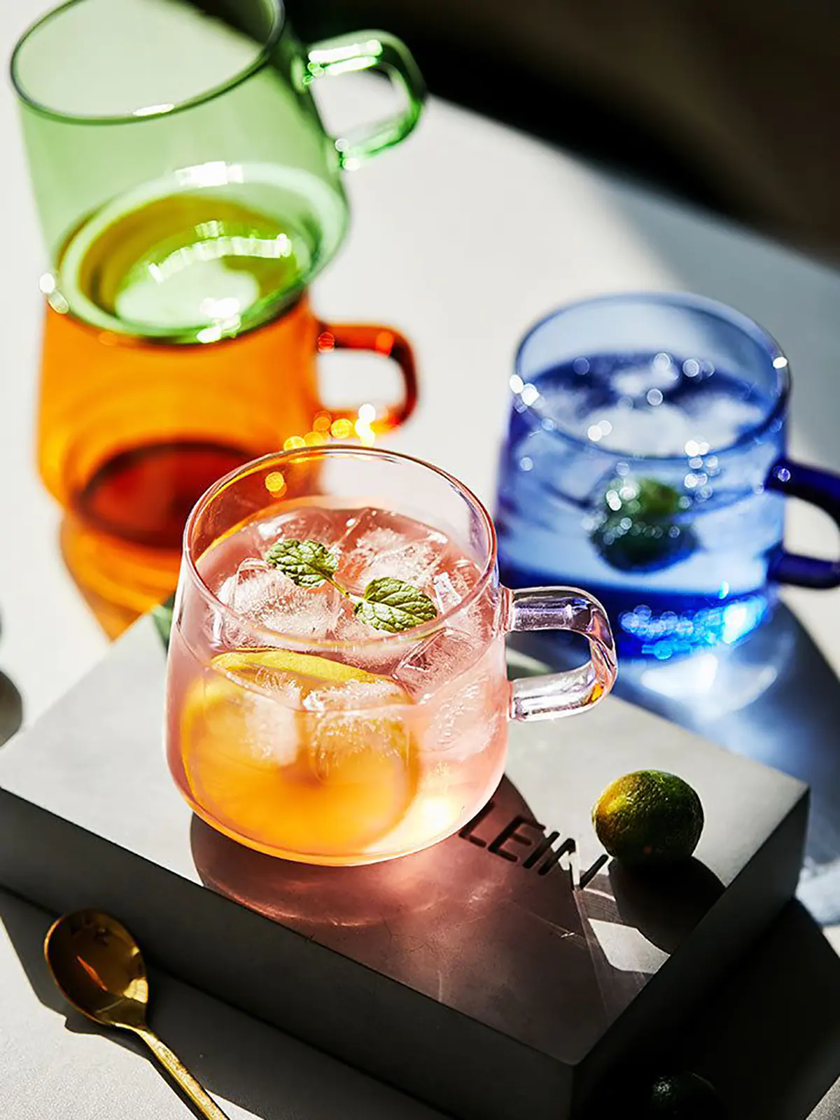 لیوان شیشه ای شیک