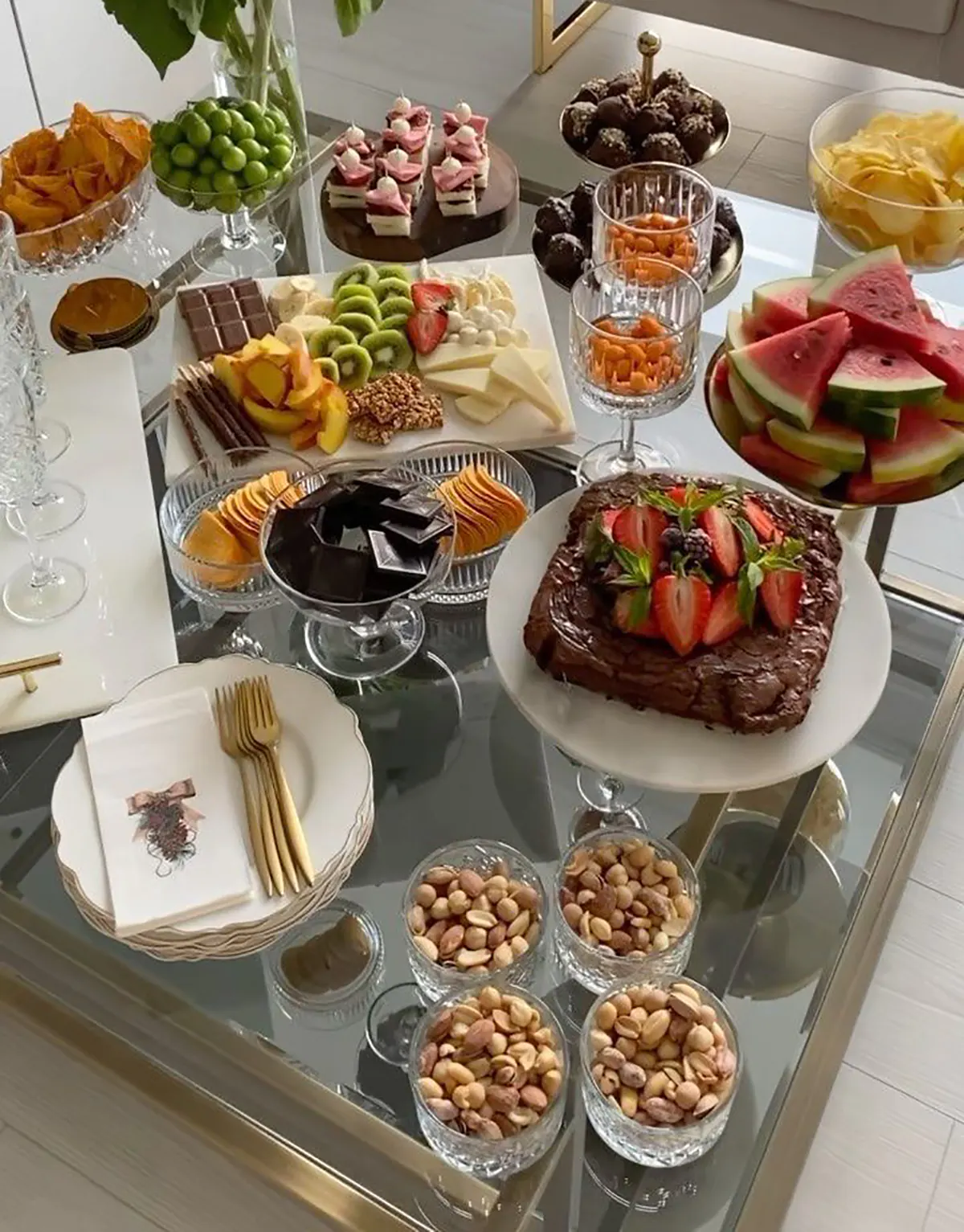 سفره صبحانه شیک
