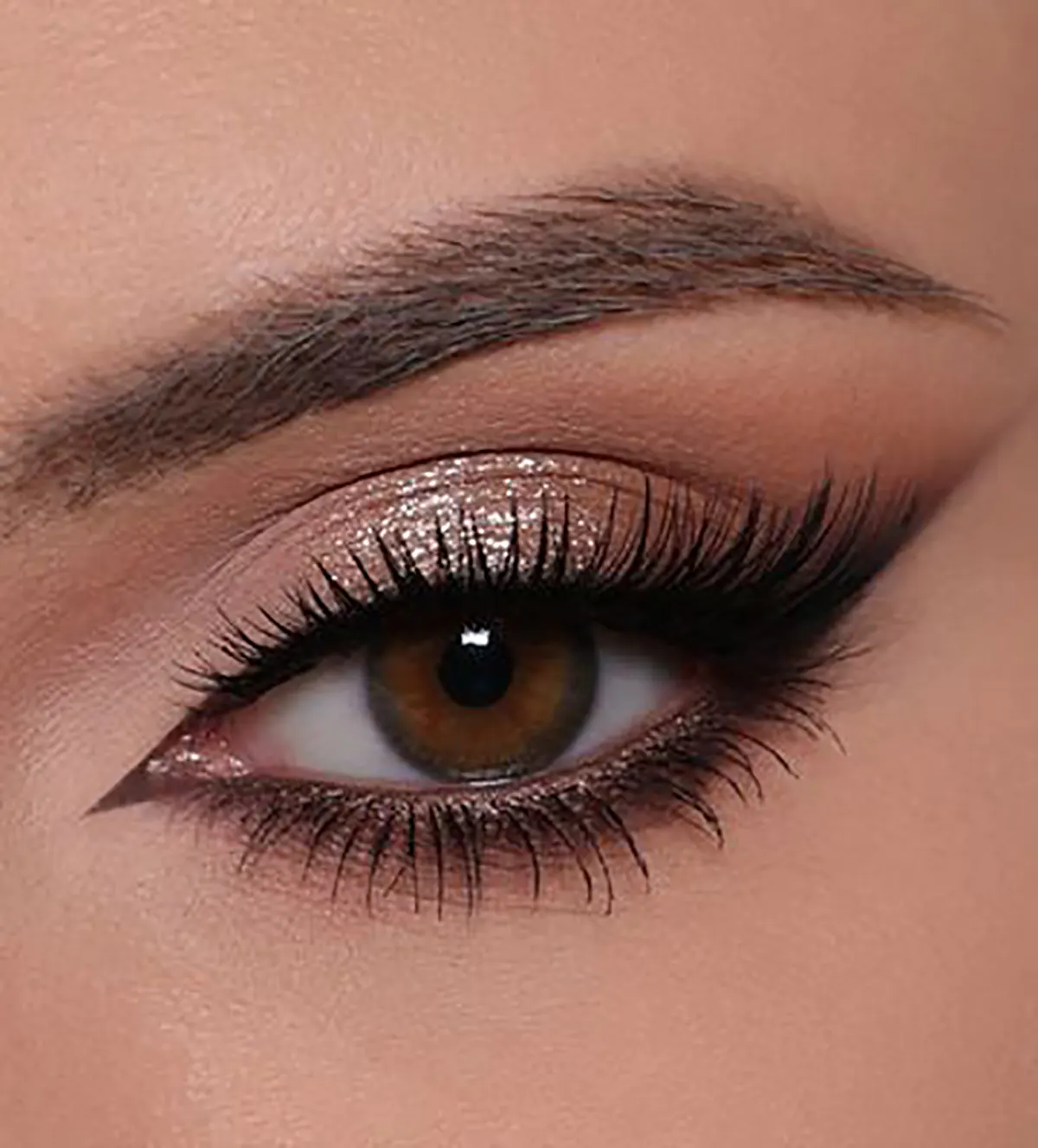 خط چشم گربه ای ساده
