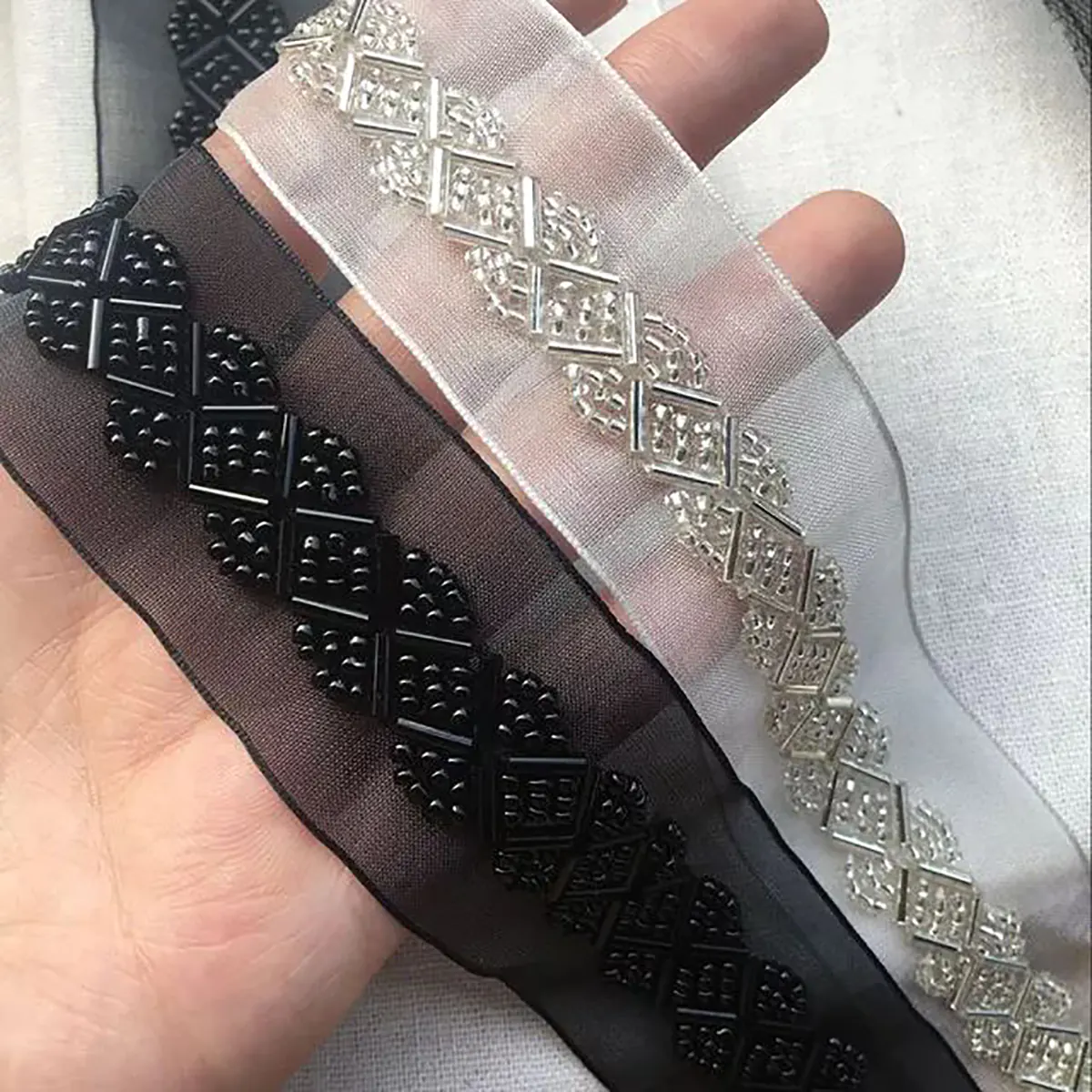 طرح گلدوزی گل 