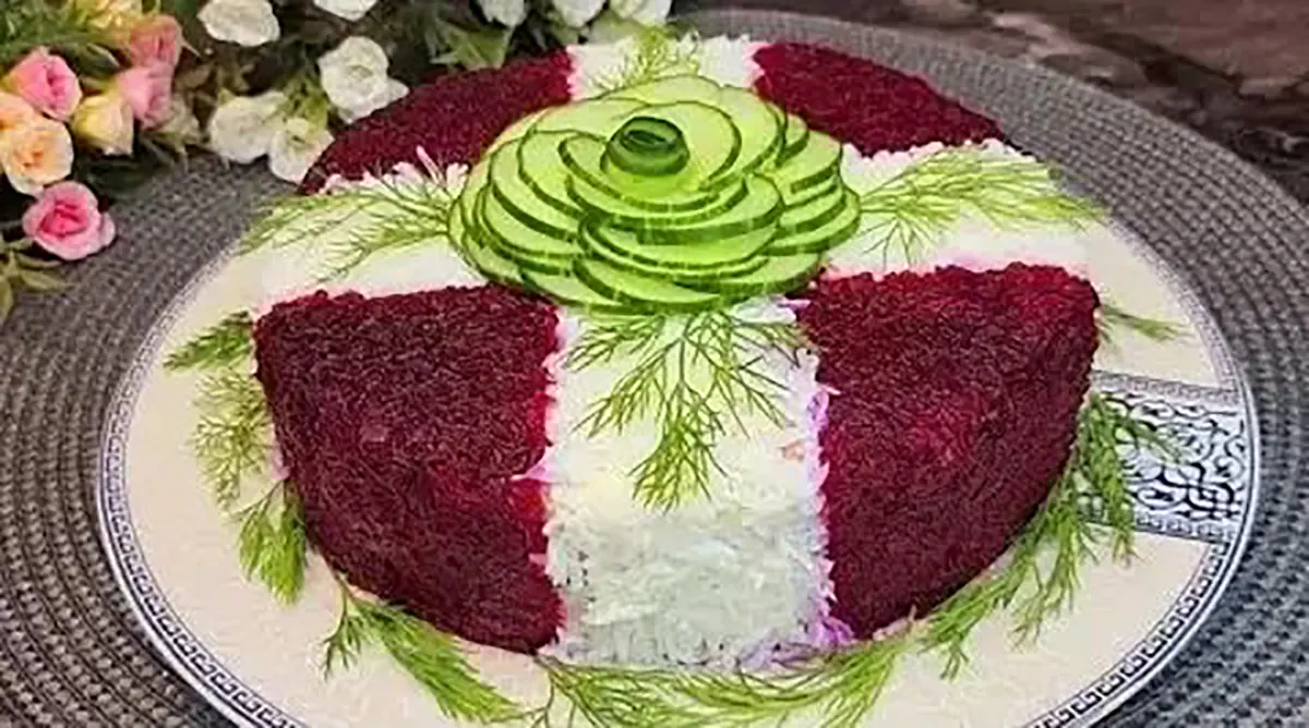تزیین سالاد الویه ساده برای مدرسه 