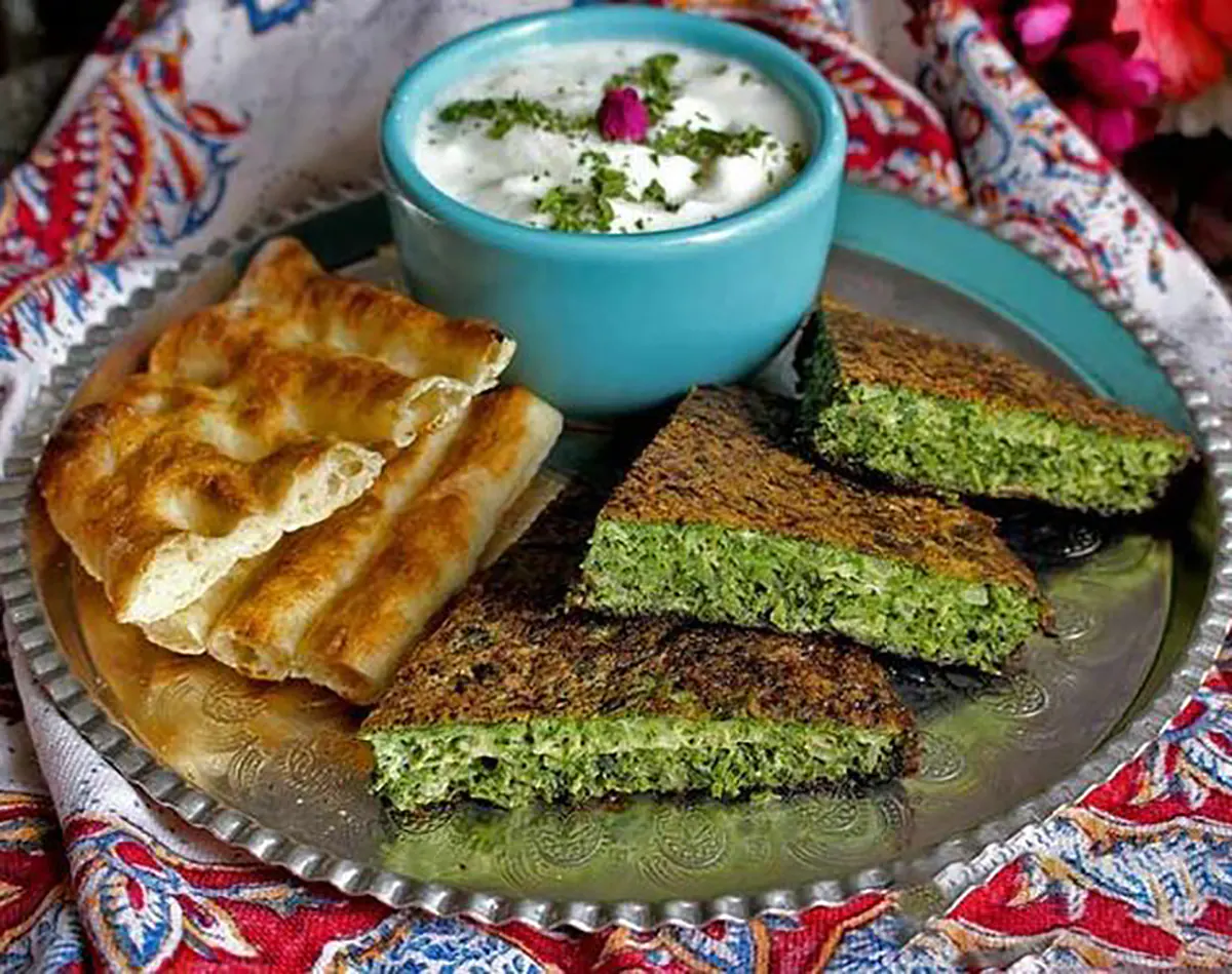 تزیین کوکو سبزی برای مدرسه