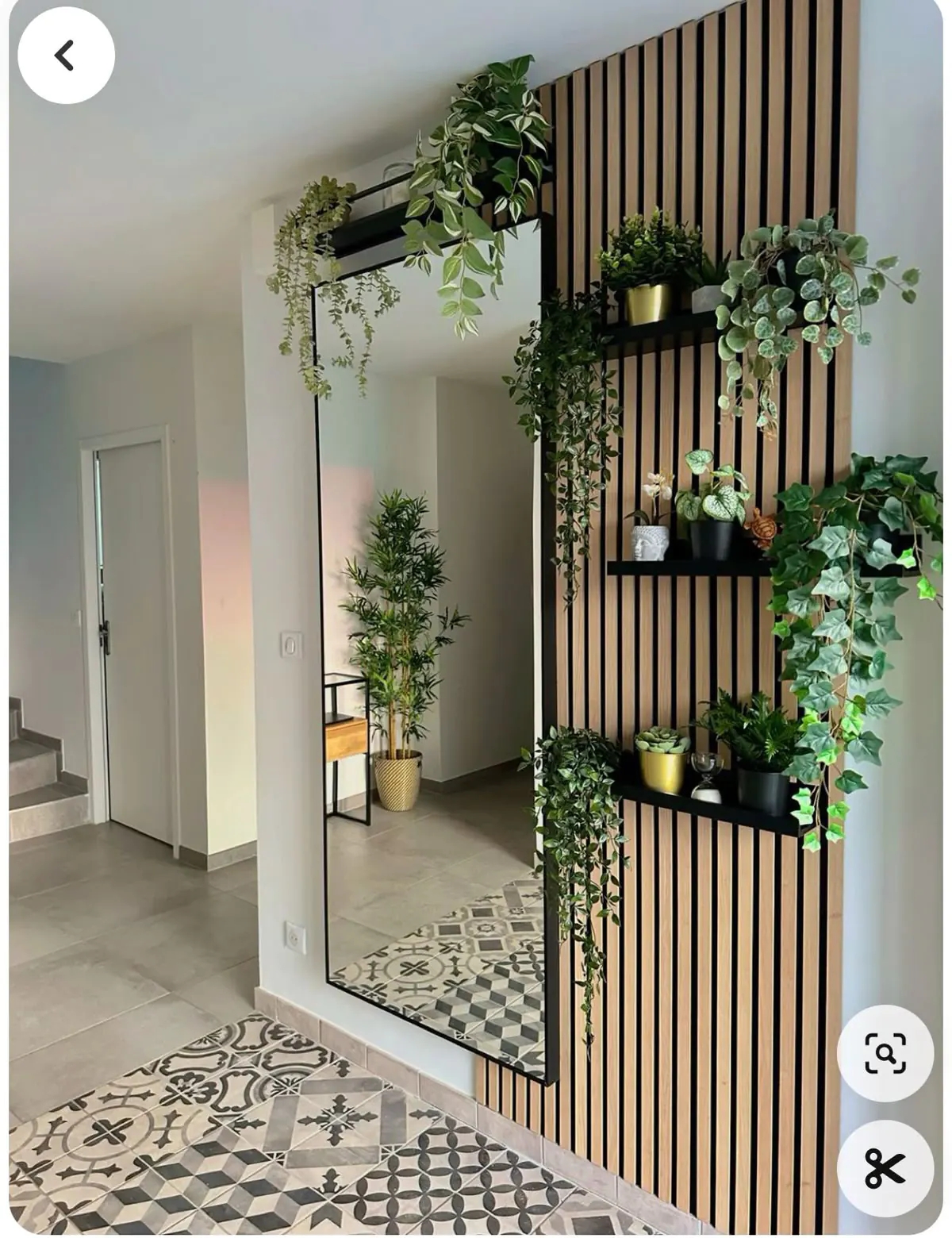 آینه دیواری چوبی