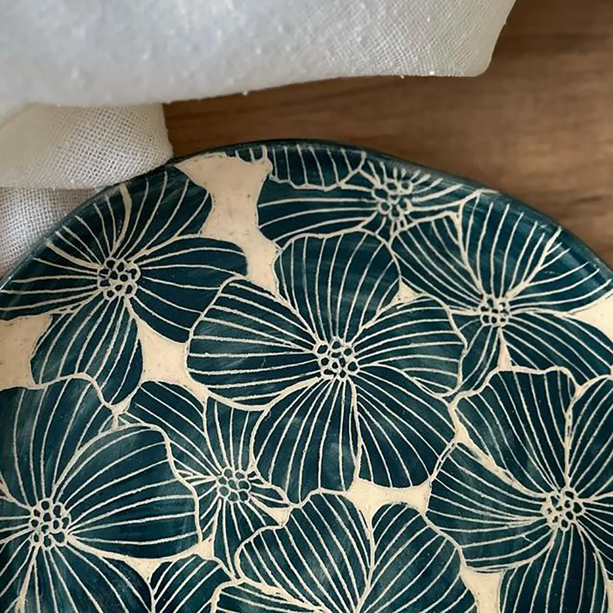 طرح بشقاب سفالی سنتی
