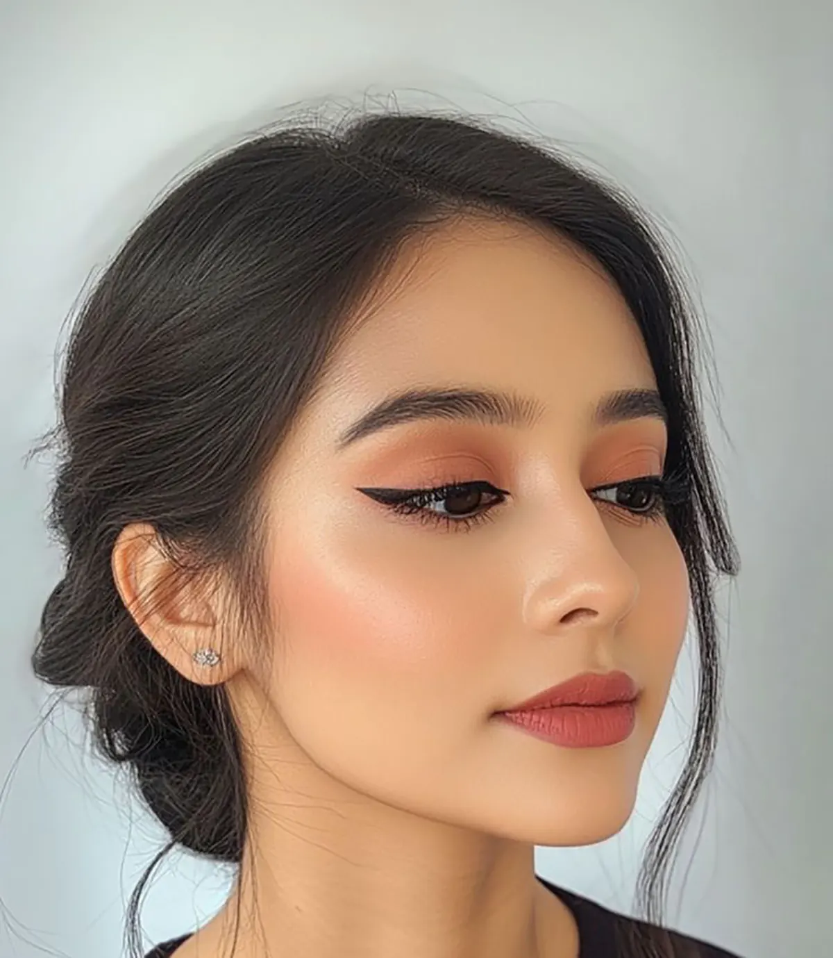 ارایش ساده مجلسی