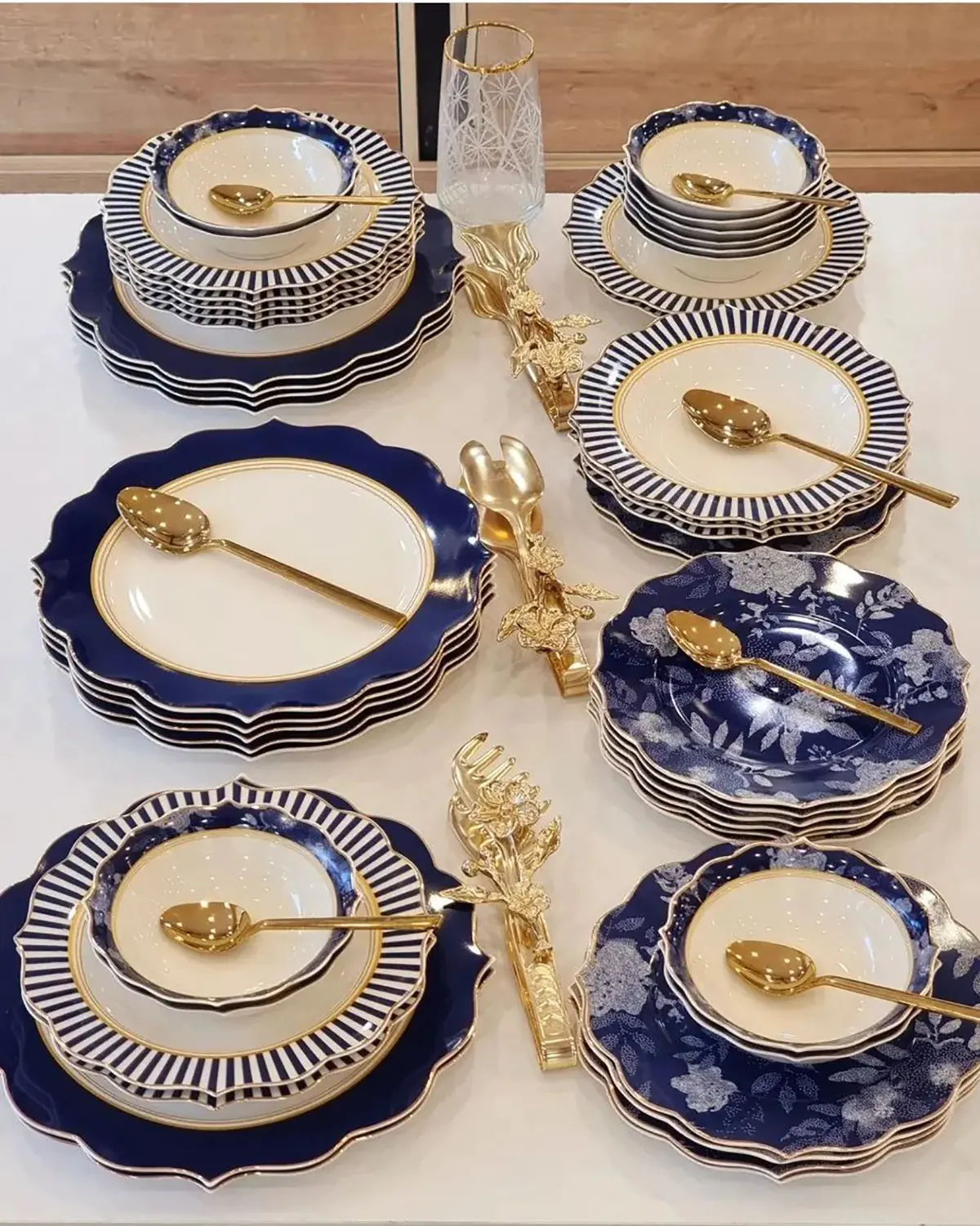 سرویس چینی کاراجا 