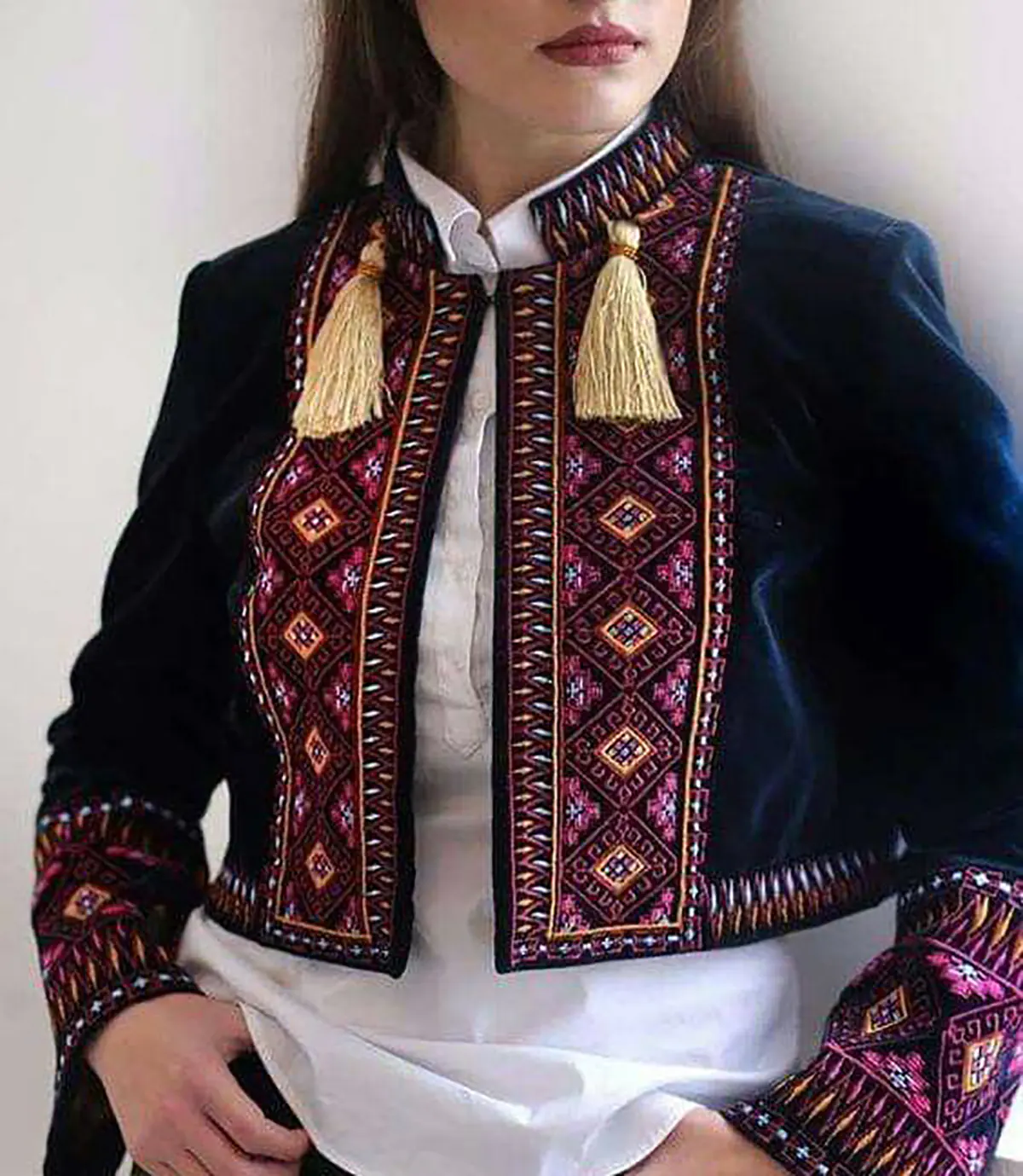 مانتو کتی سنتی مشکی
