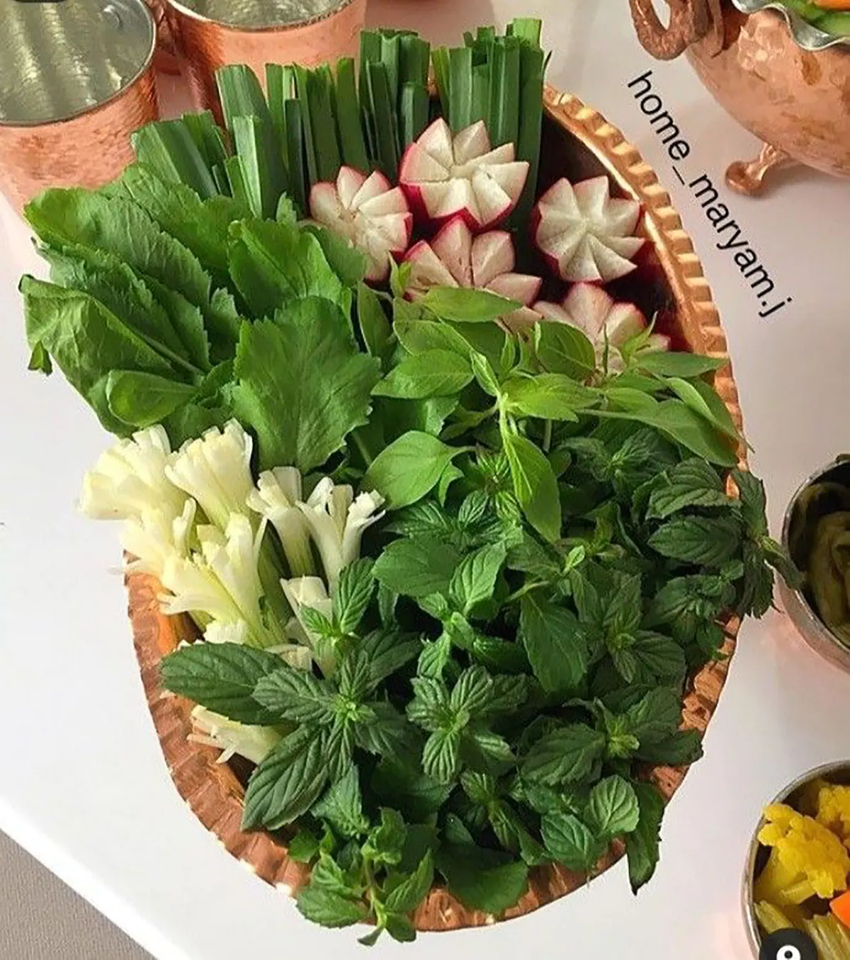 تزیین سبزی خوردن برای سفره عقد