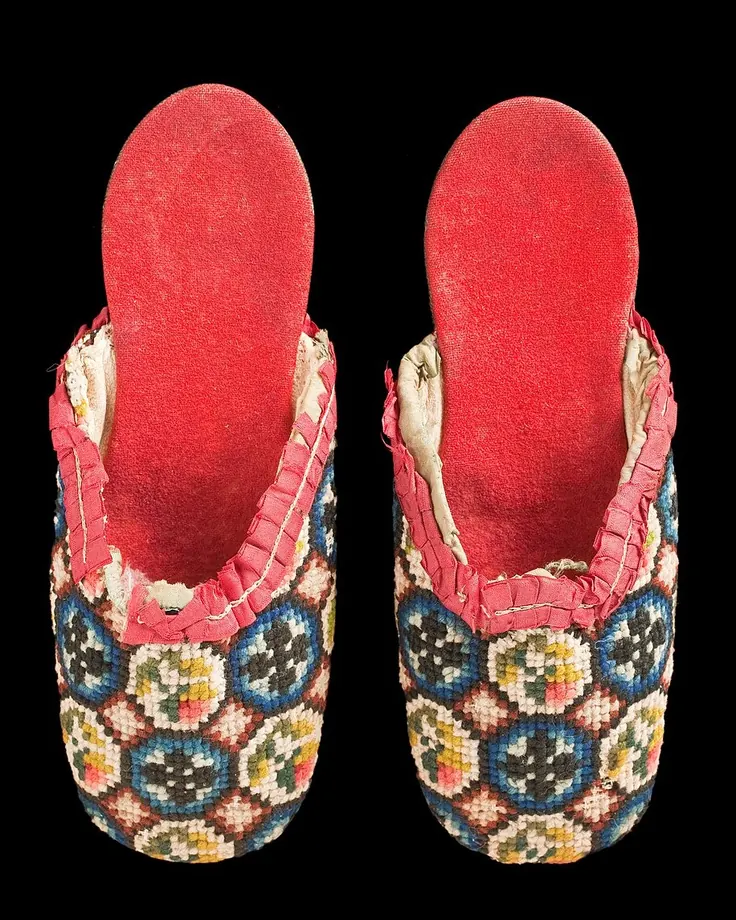 دمپایی خونگی کلاسیک دوختشده